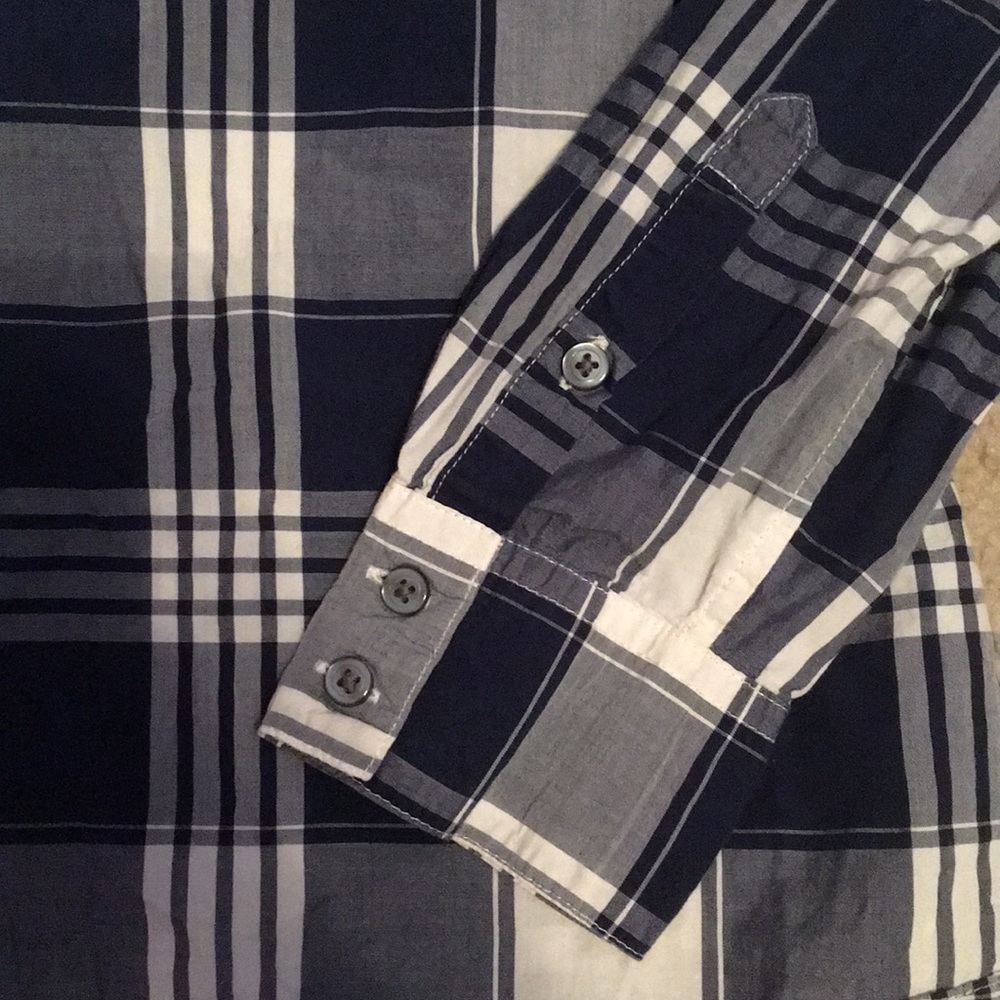 Flannel - Picture 4 of 5